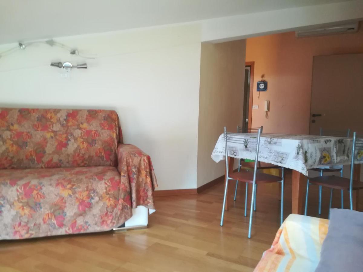 Bed and Breakfast Mansarda Raggio Di Sole Werona Zewnętrze zdjęcie